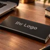 Pep Powerbank 4000 mAh mit Logo Schwarz – Ansicht 1